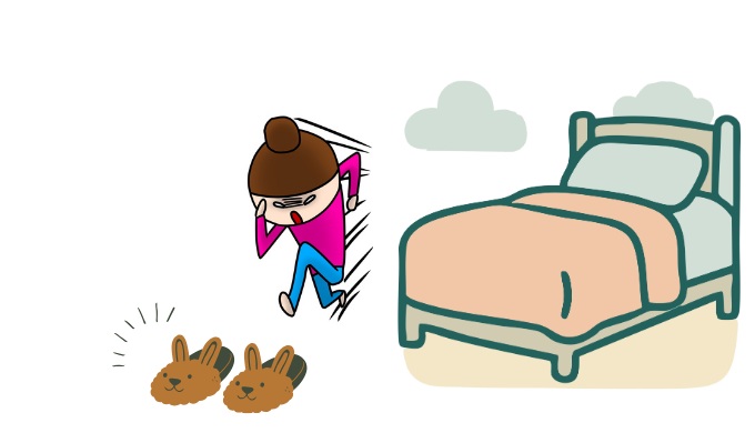 ベッド脇にスリッパ